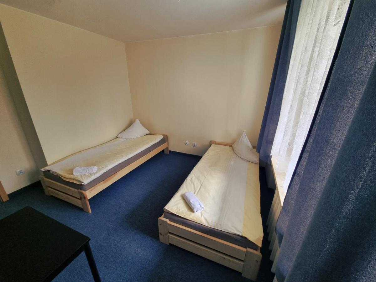Wilanow House Hostel วอร์ซอ ภายนอก รูปภาพ